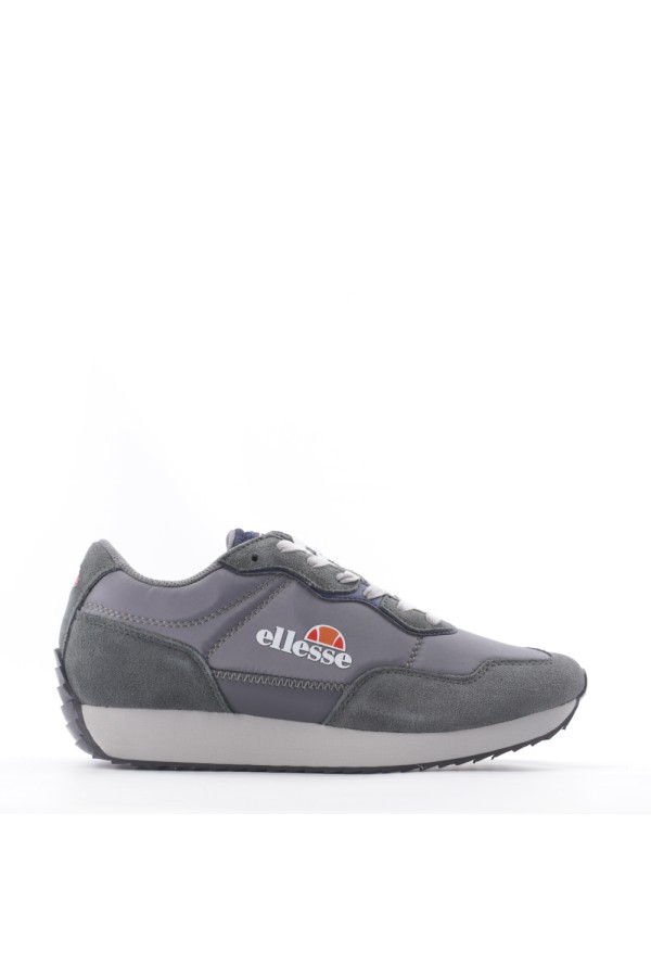 Ellesse M62425 shark_1
