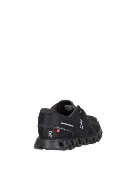 On 5998905 black_4