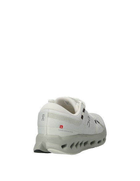 On 0124749 ivory iceb_4