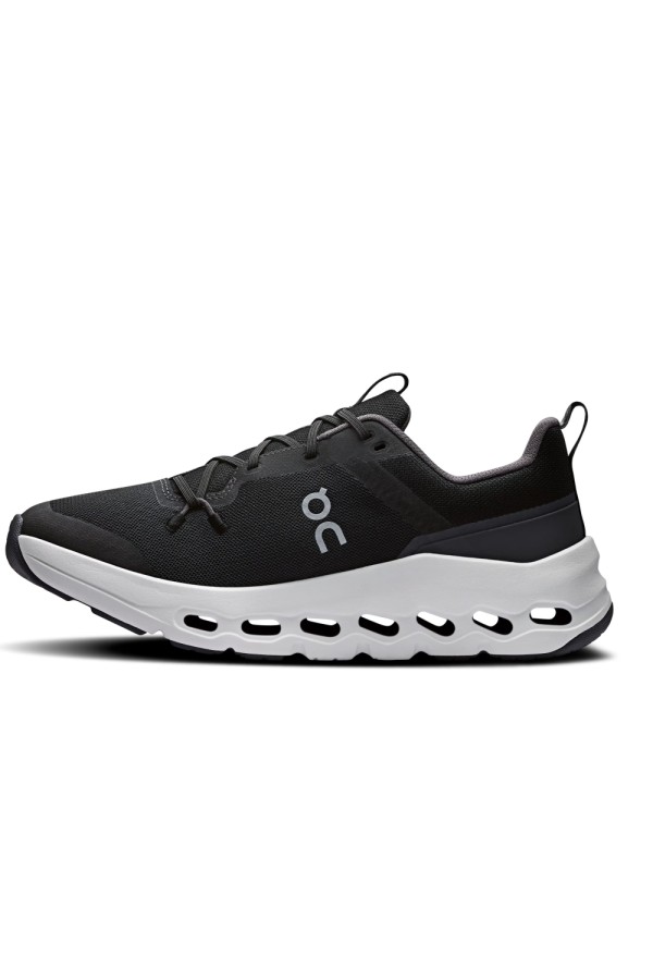 On 0040299 blackwhite_3